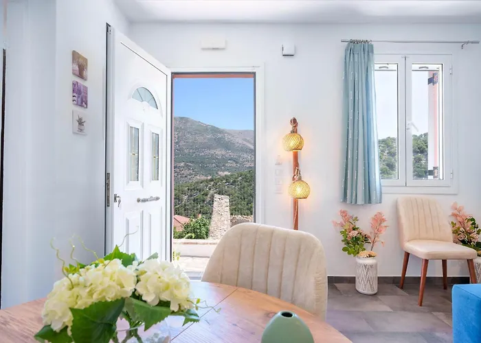 Holiday home Spirida At Drakopoulata Agia Efimia